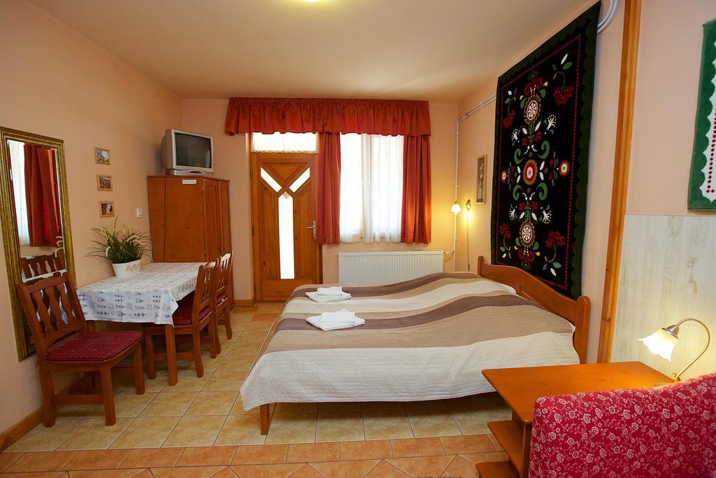 Royal Apartman Hajduszoboszlo Exterior photo